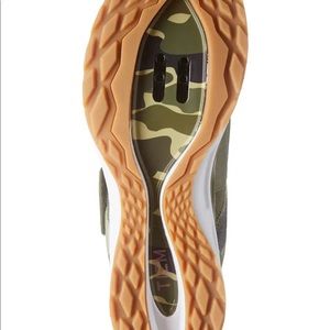 Slipstream Cycling Sneaker
TIEM